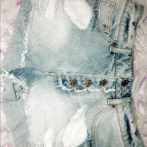 JEAN SHORTS!!